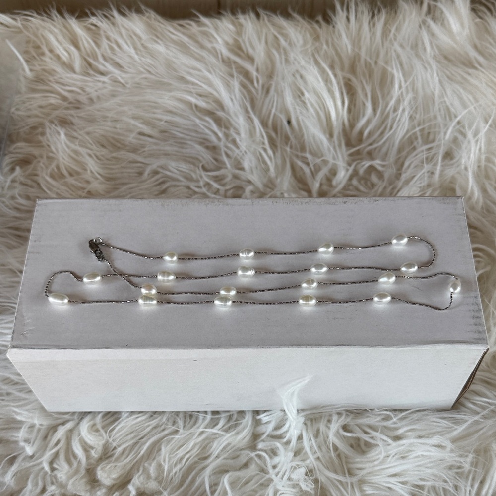 Lustrous Silver Pearl Necklace